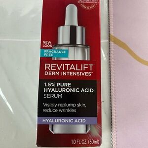 Loreal revitalift ntensives Hyaluronic Acid Serum -